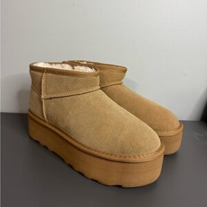 Cushionaire Platform Ankle Boots